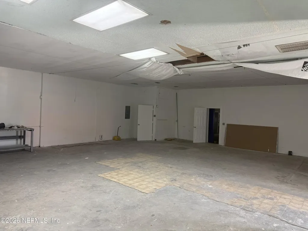 7047 Atlantic Boulevard Jacksonville FL 32211