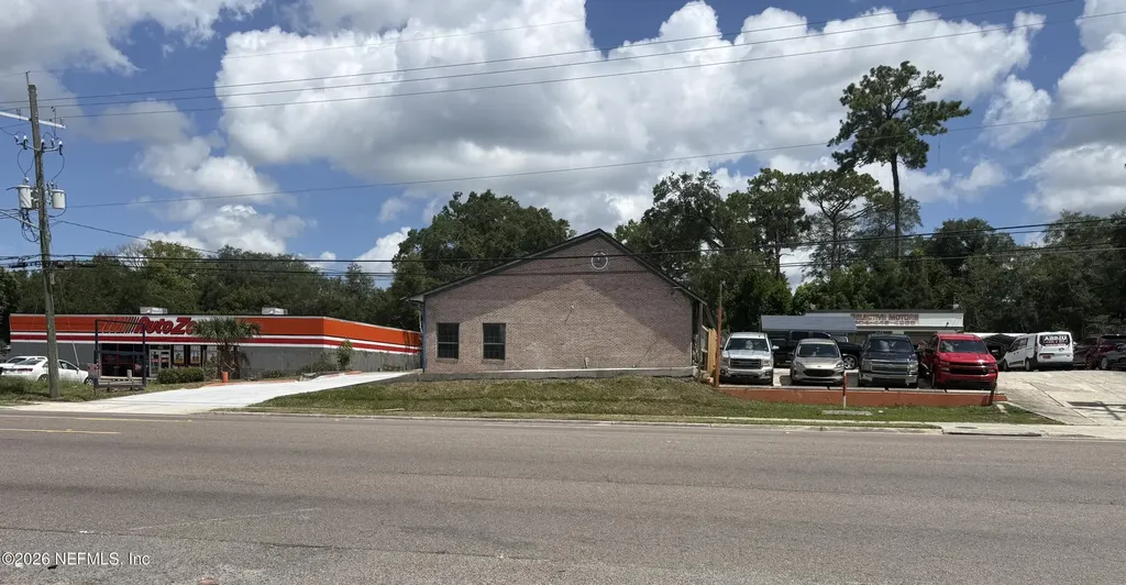 7047 Atlantic Boulevard Jacksonville FL 32211
