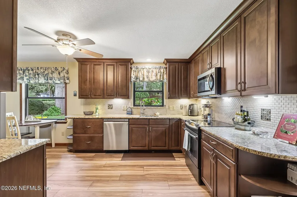 11341 Woodsong Loop N Jacksonville FL 32225