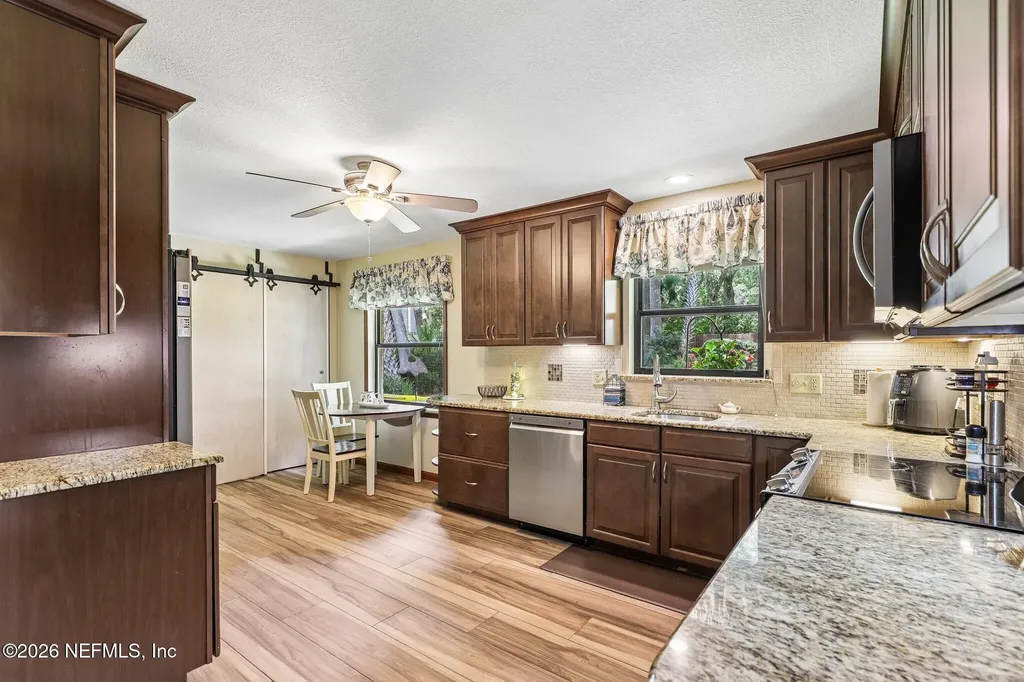 11341 Woodsong Loop N Jacksonville FL 32225