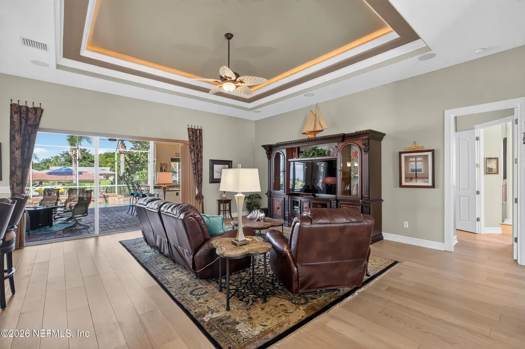 8 Old Oak Drive N Palm Coast FL 32137
