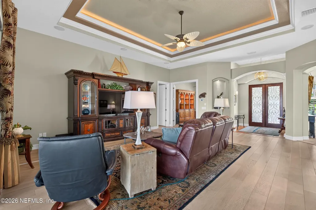 8 Old Oak Drive N Palm Coast FL 32137
