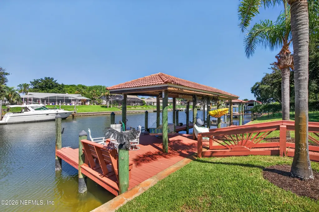 8 Old Oak Drive N Palm Coast FL 32137
