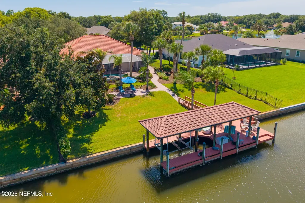 8 Old Oak Drive N Palm Coast FL 32137