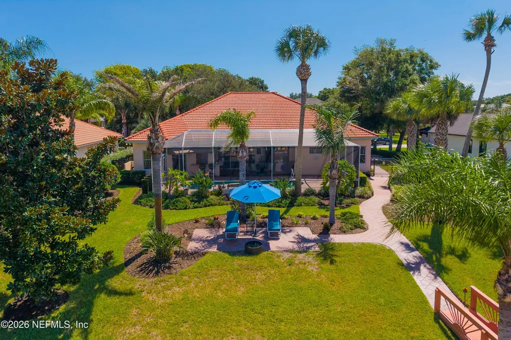 8 Old Oak Drive N Palm Coast FL 32137