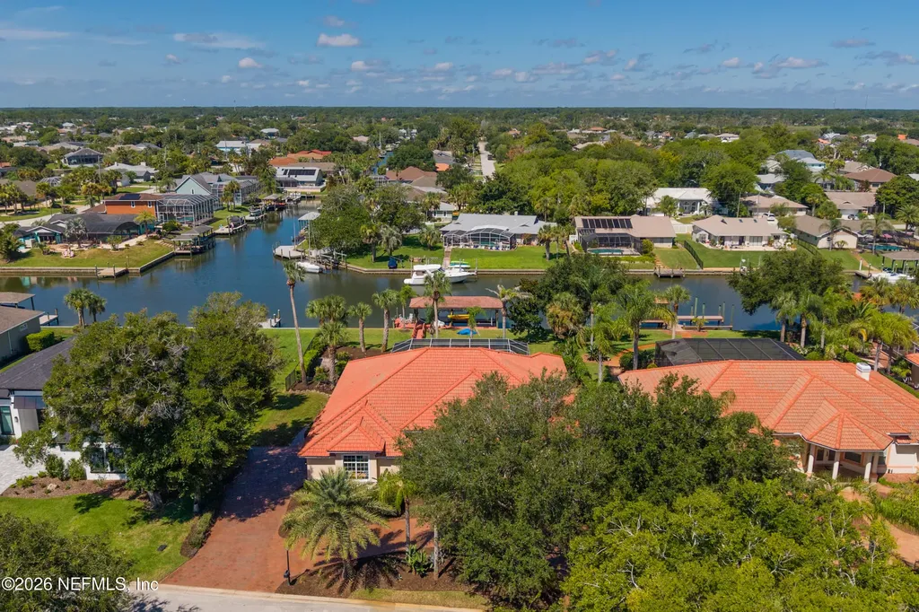 8 Old Oak Drive N Palm Coast FL 32137