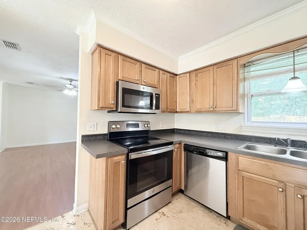 3983 Post Oak Road N Jacksonville FL 32277