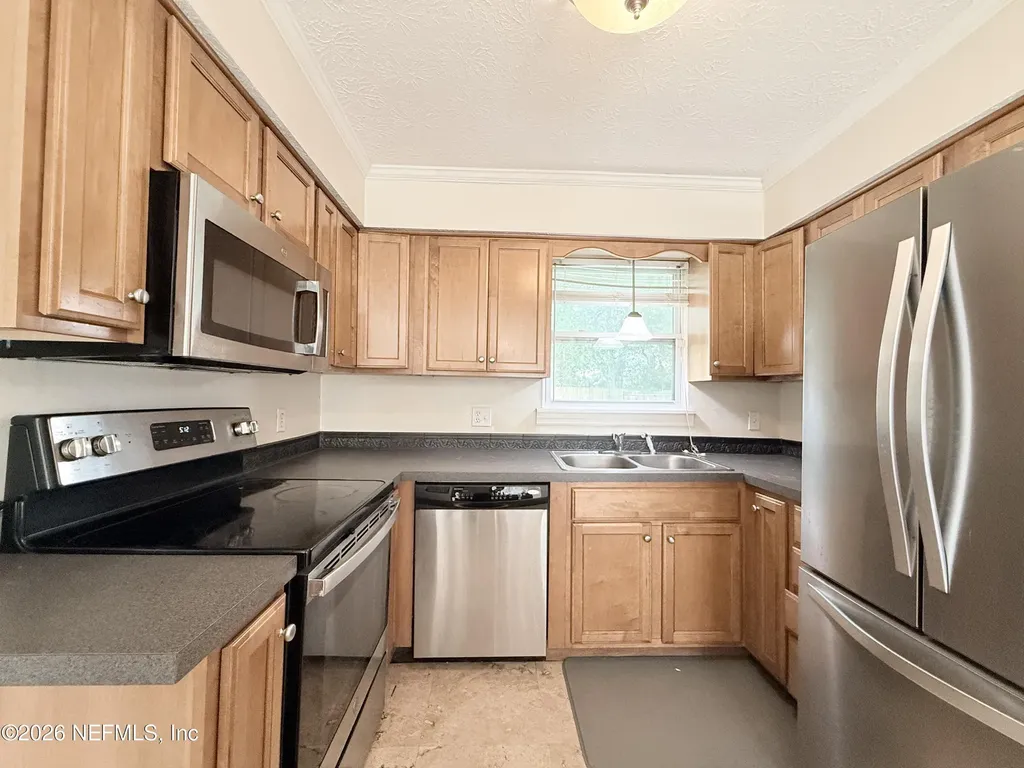 3983 Post Oak Road N Jacksonville FL 32277