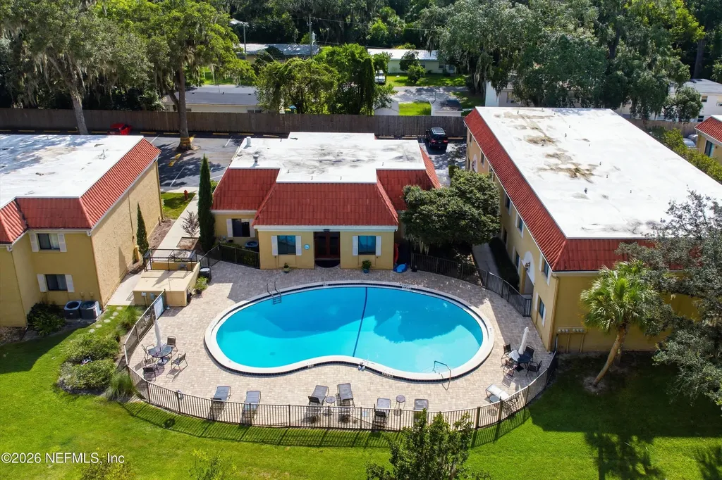5811 Atlantic Boulevard Jacksonville FL 32207