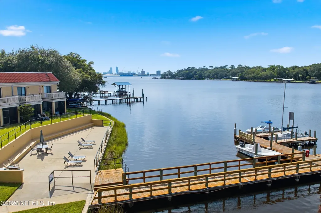 5811 Atlantic Boulevard Jacksonville FL 32207