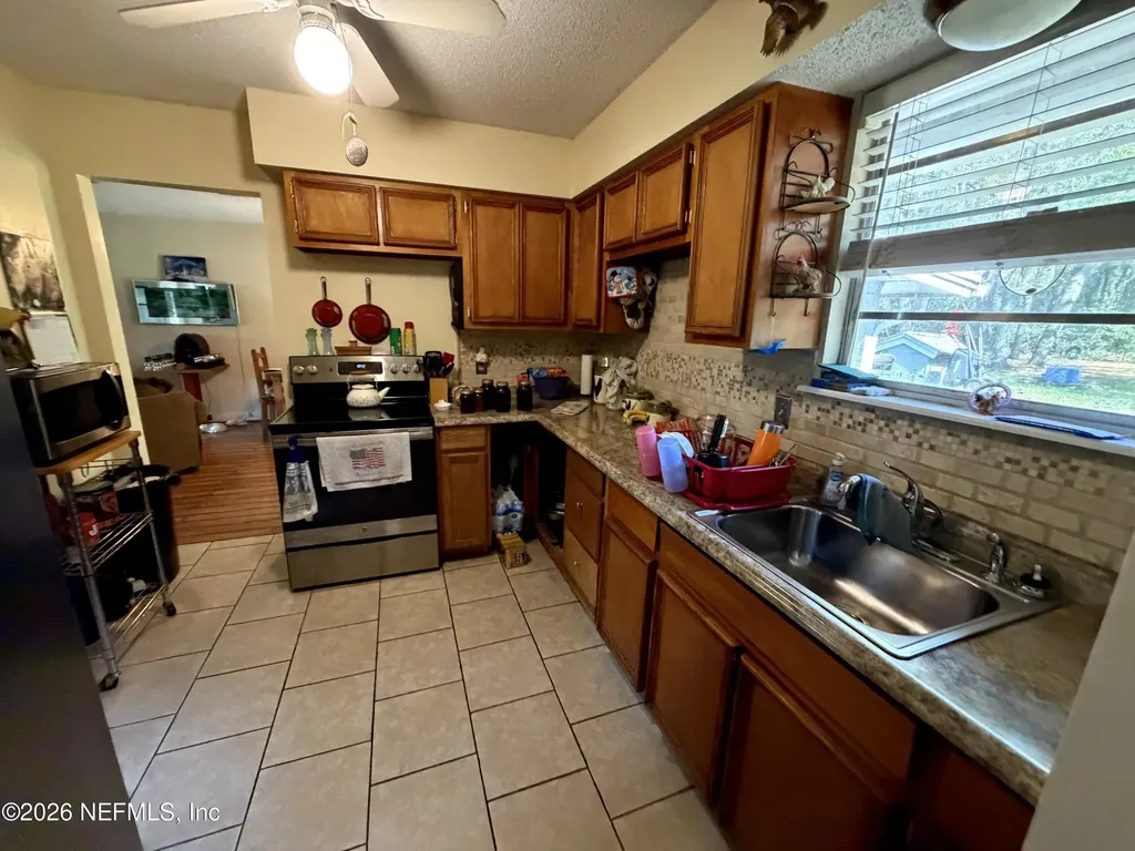 4256 Hall Boree Road Middleburg FL 32068