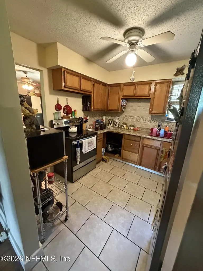 4256 Hall Boree Road Middleburg FL 32068
