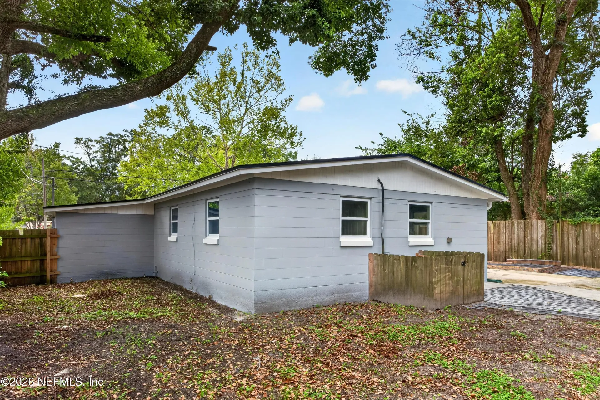 7015 Miss Muffet Lane N Jacksonville FL 32210