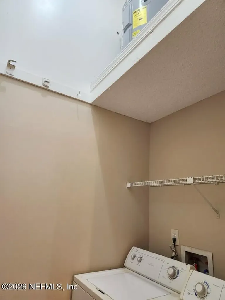 1004 Defender Court W Jacksonville FL 32233
