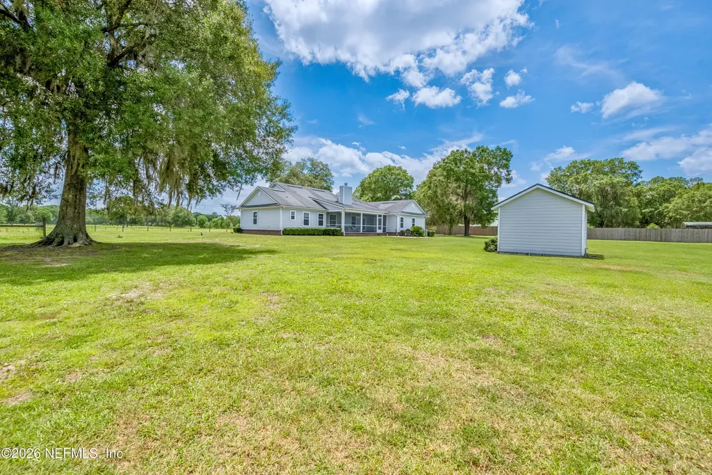 4311 NW 217th Way Lawtey FL 32058