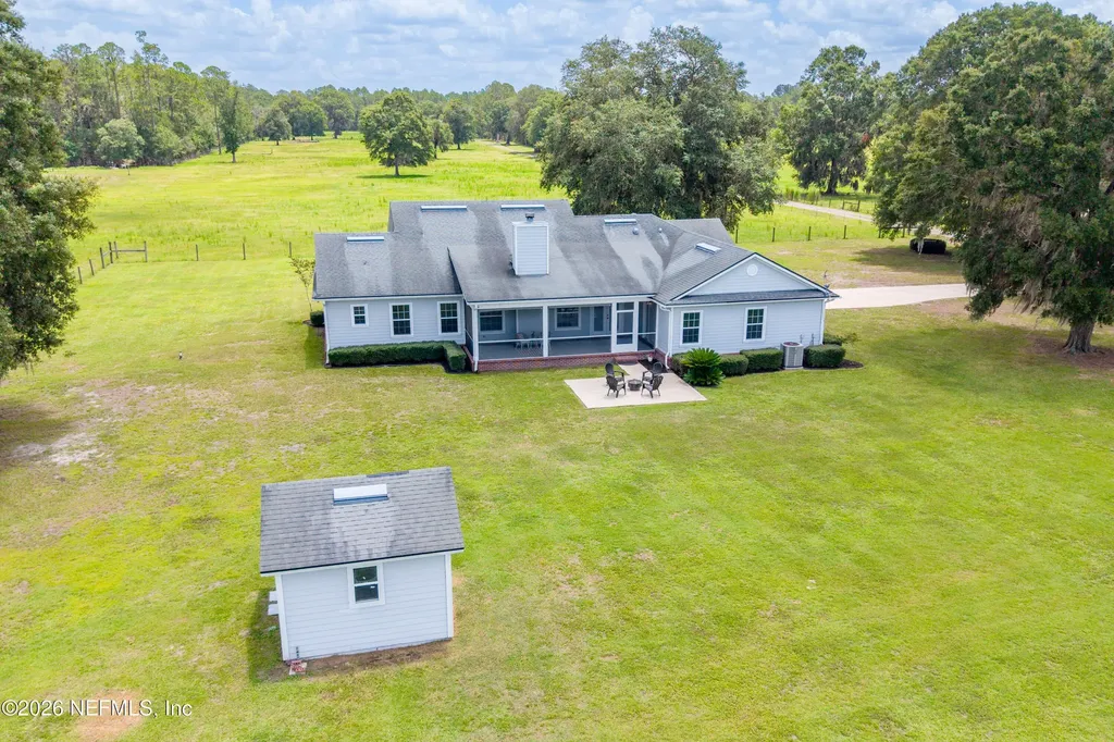 4311 NW 217th Way Lawtey FL 32058
