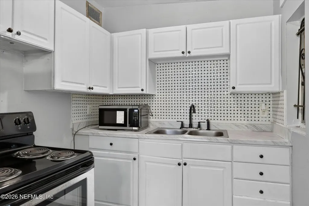 2625 Larkspur Avenue Jacksonville FL 32209