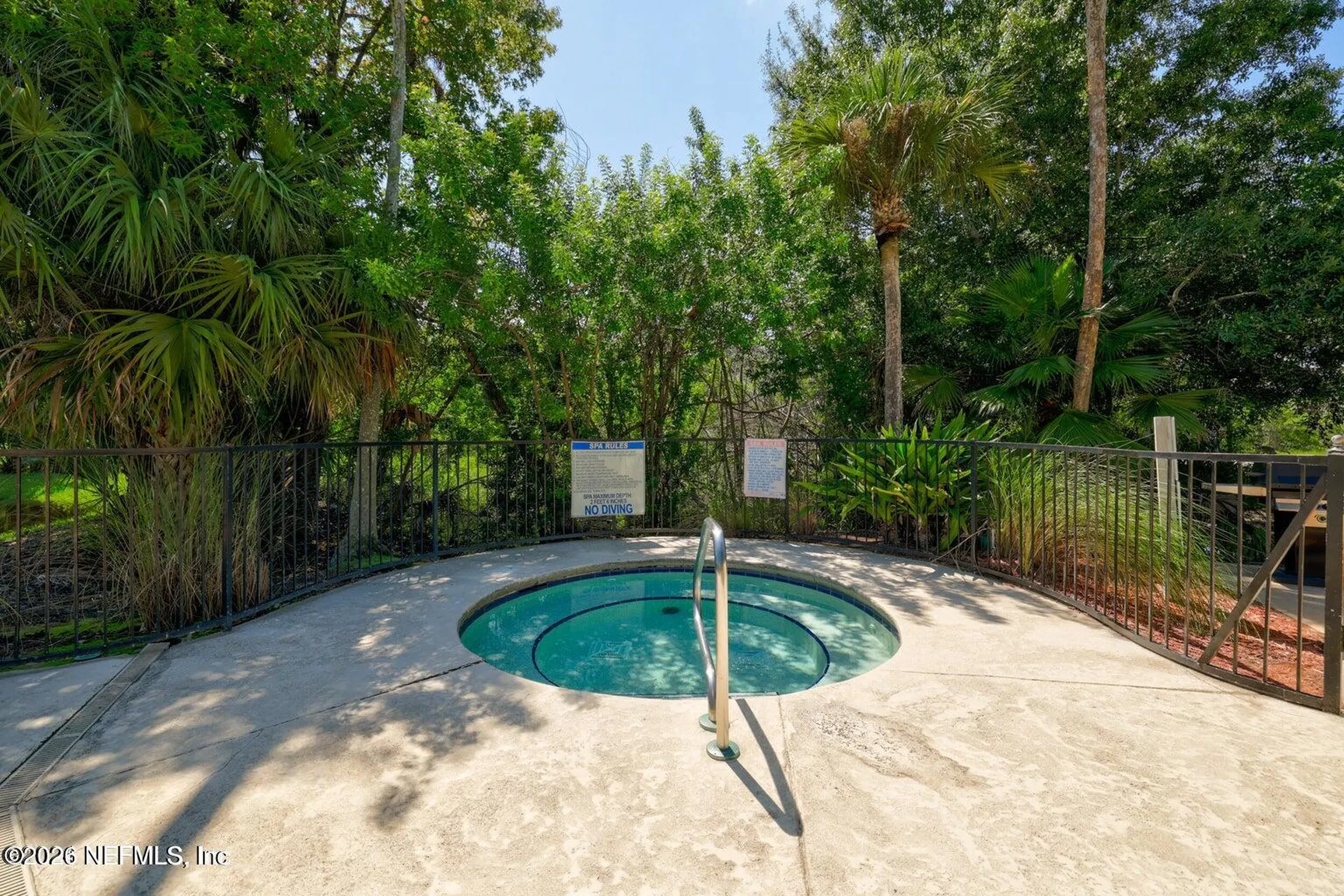 1800 The Greens Way Jacksonville Beach FL 32250