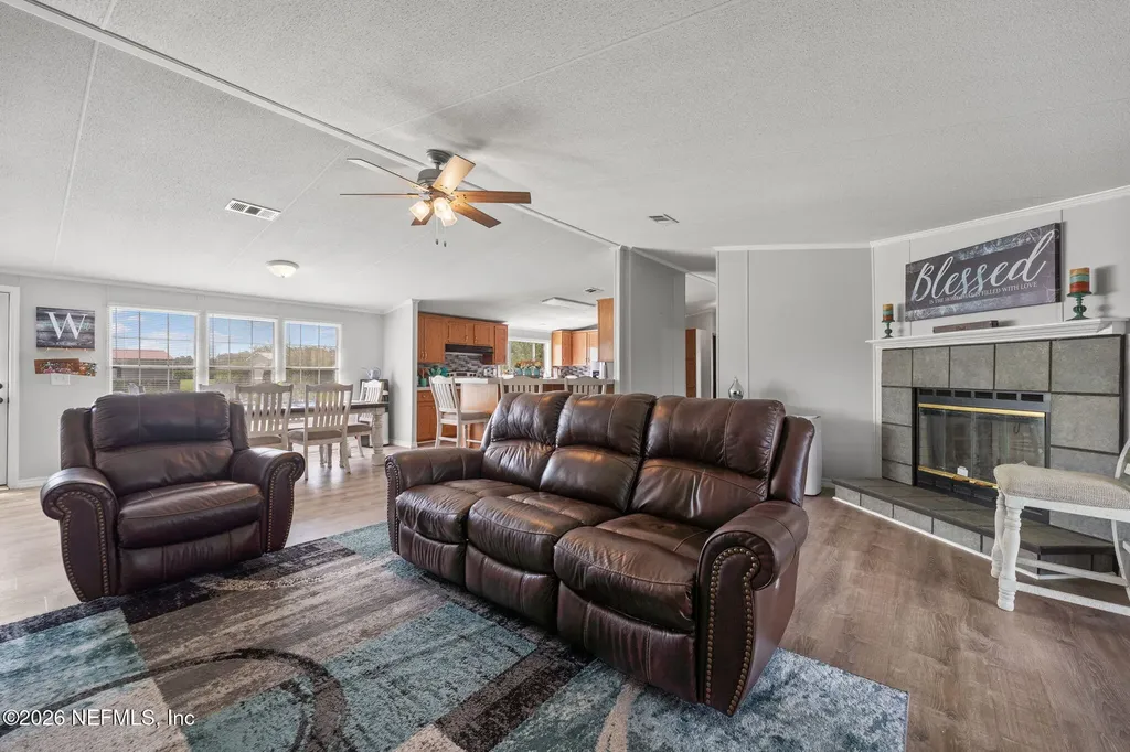 44046 Cross Creek Boulevard Callahan FL 32011