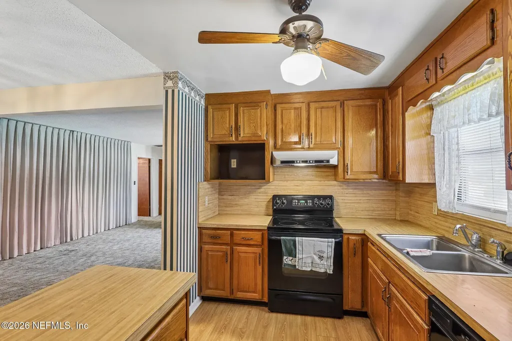 2804 Sack Drive E Jacksonville FL 32216