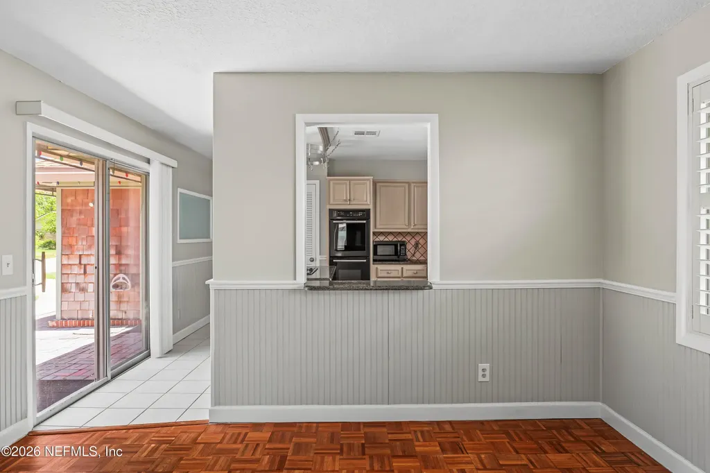 3866 Luth Drive E Jacksonville FL 32250