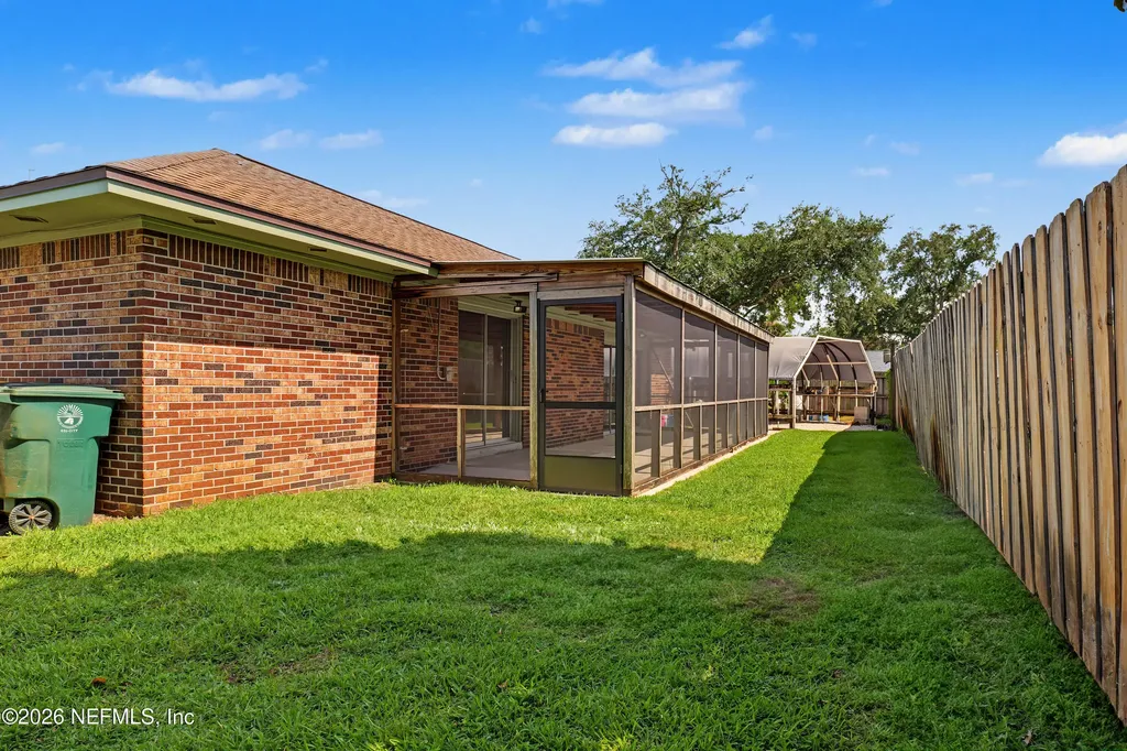 3866 Luth Drive E Jacksonville FL 32250