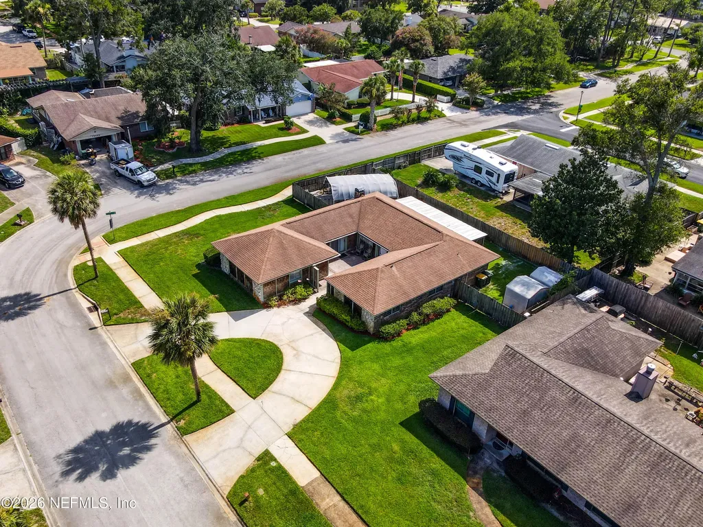 3866 Luth Drive E Jacksonville FL 32250
