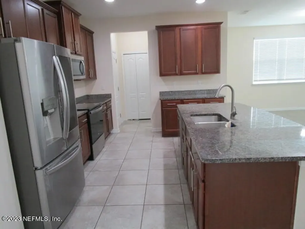 742 Northside Drive S Jacksonville FL 32218