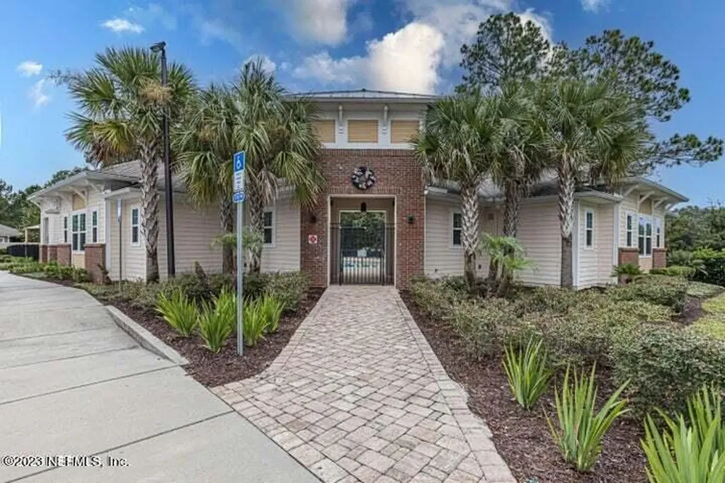 742 Northside Drive S Jacksonville FL 32218