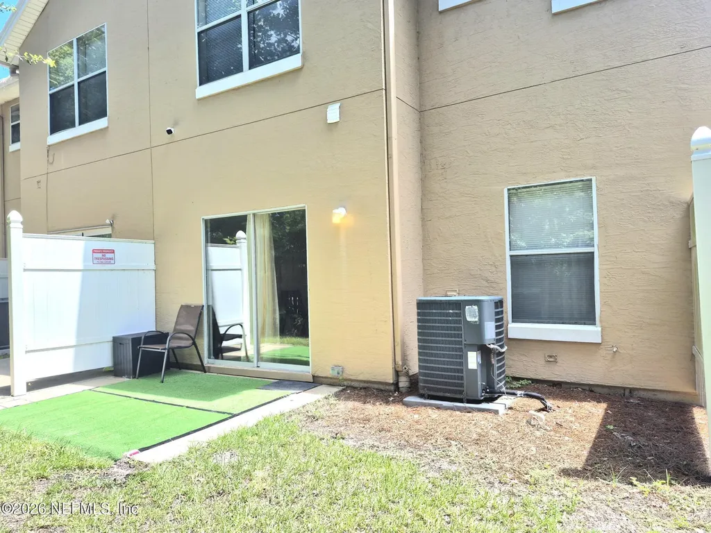 5260 Collins Road Jacksonville FL 32244