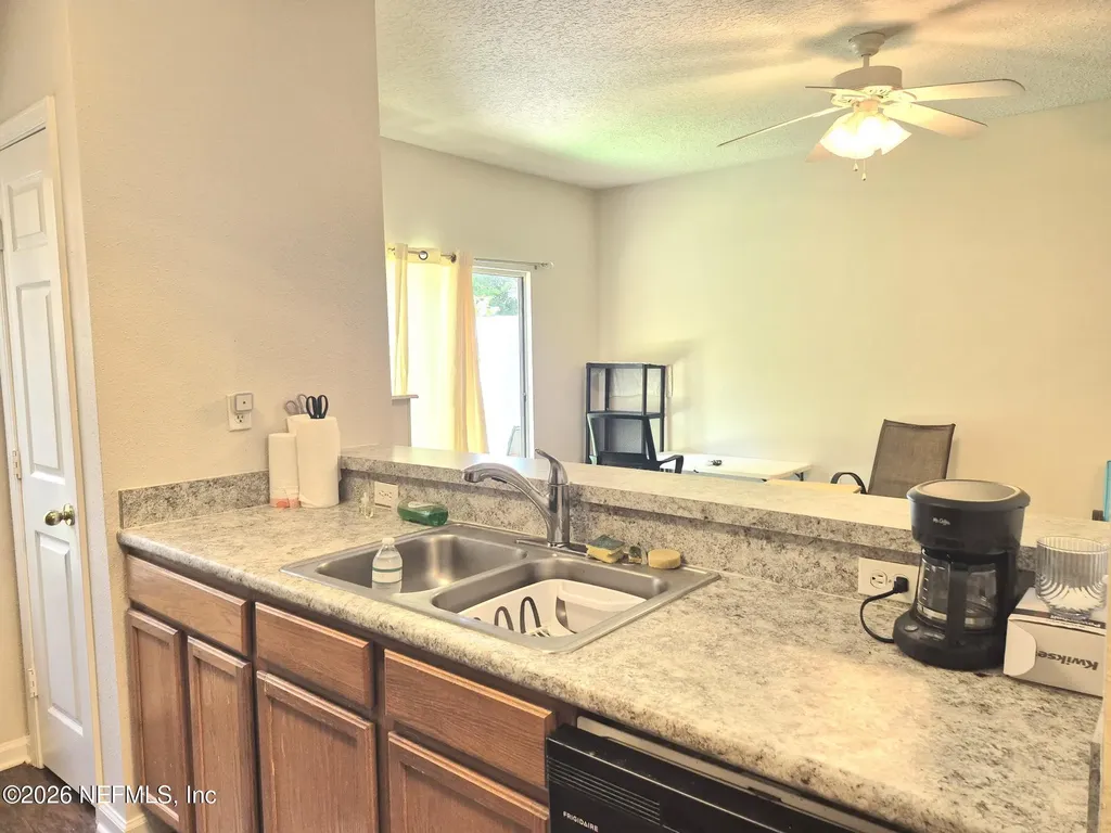 5260 Collins Road Jacksonville FL 32244