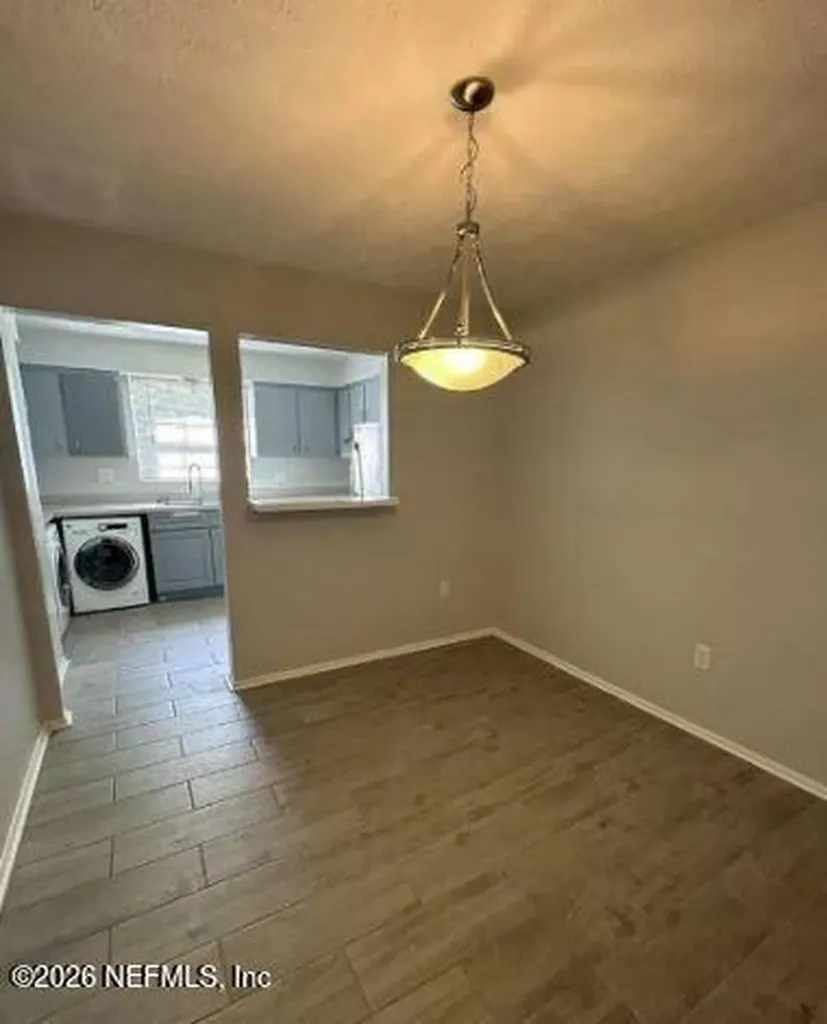 5201 Atlantic Boulevard Jacksonville FL 32207