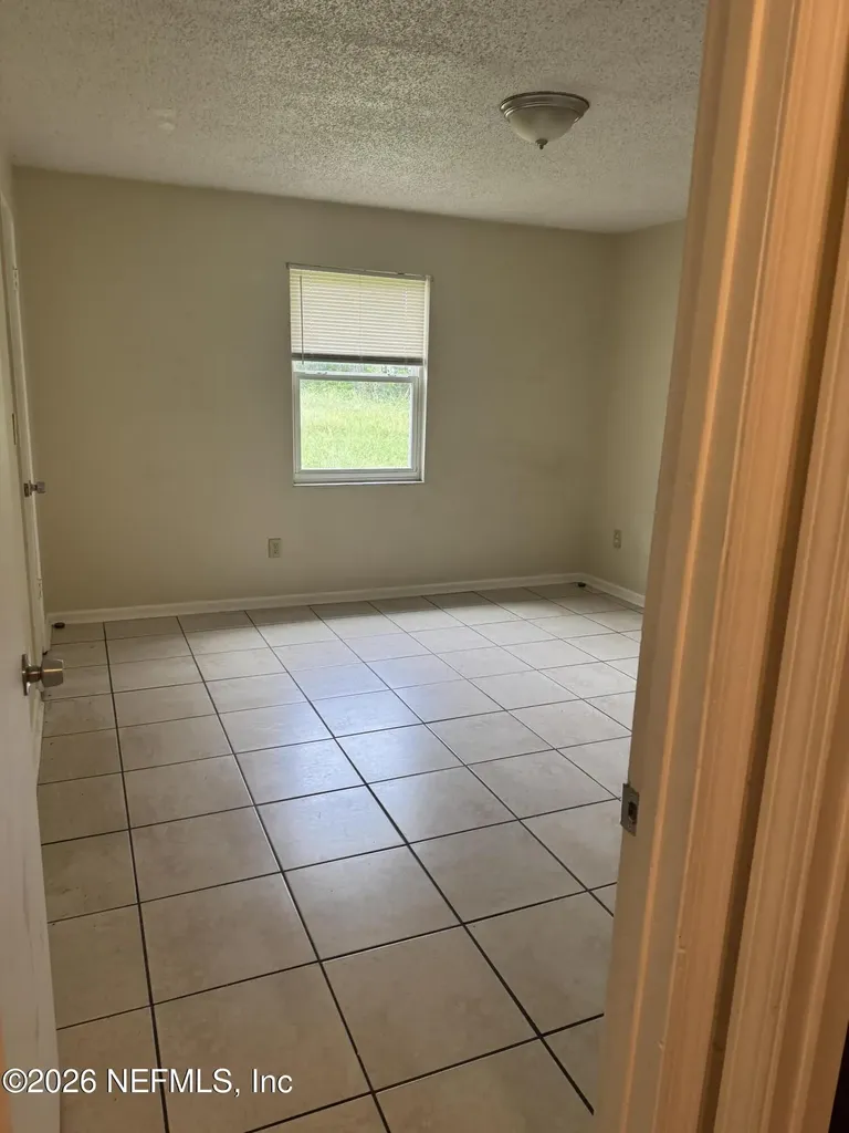 8632 Mc Glothlin Street Jacksonville FL 32210