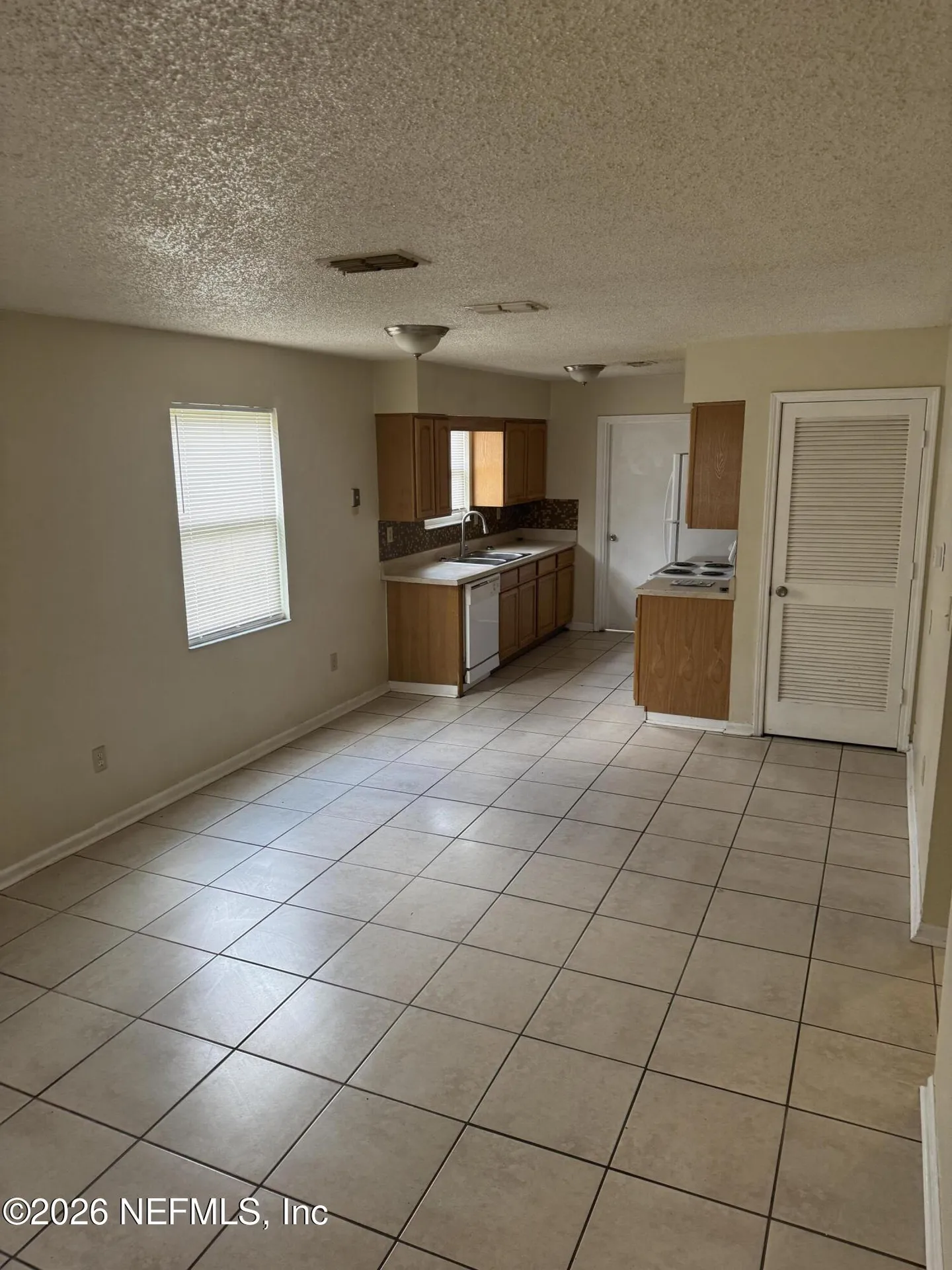 8632 Mc Glothlin Street Jacksonville FL 32210