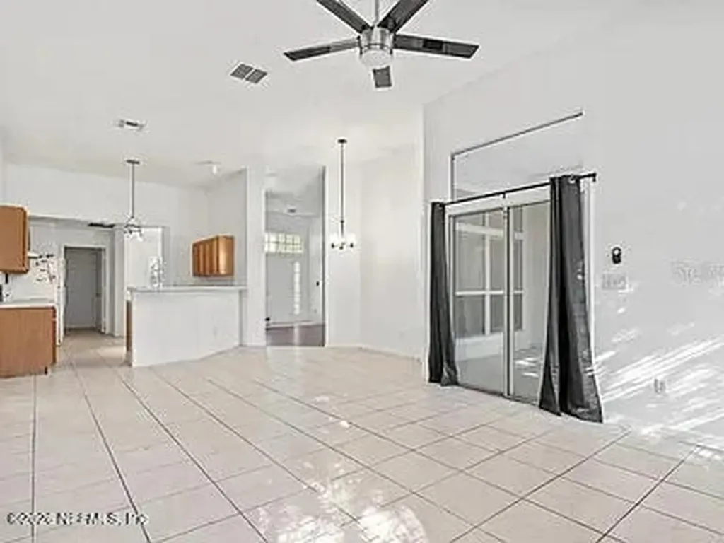 2429 Cedar Trace Drive W Jacksonville FL 32246