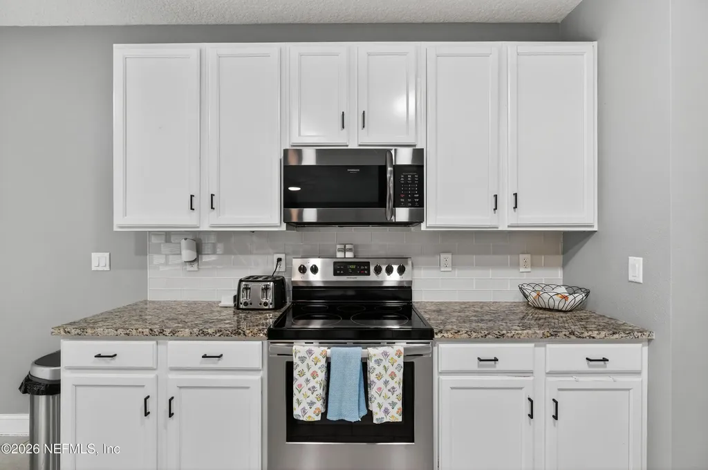 2038 Creekmont Drive Middleburg FL 32068