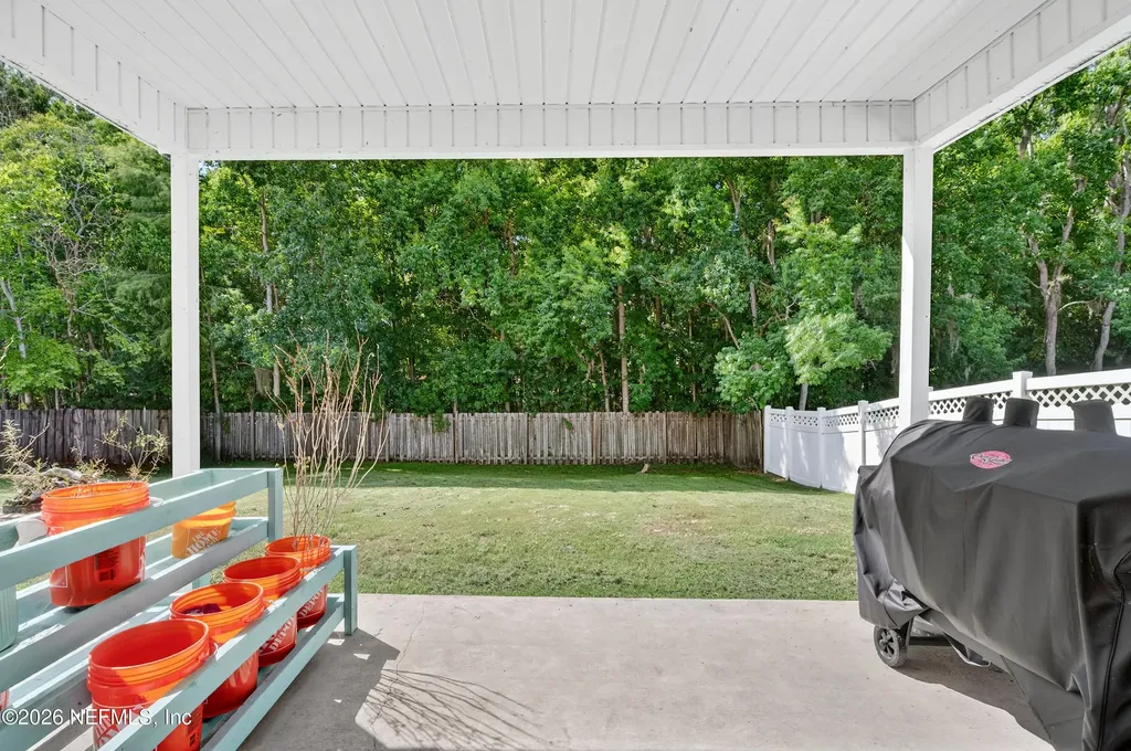 2038 Creekmont Drive Middleburg FL 32068