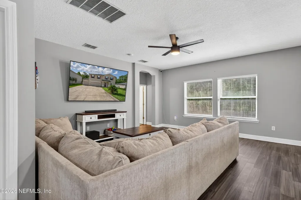 2038 Creekmont Drive Middleburg FL 32068
