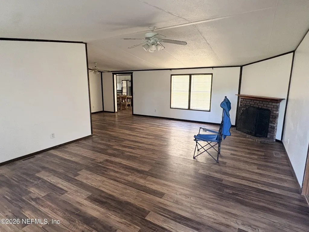 7811 S 301 Highway Jacksonville FL 32234
