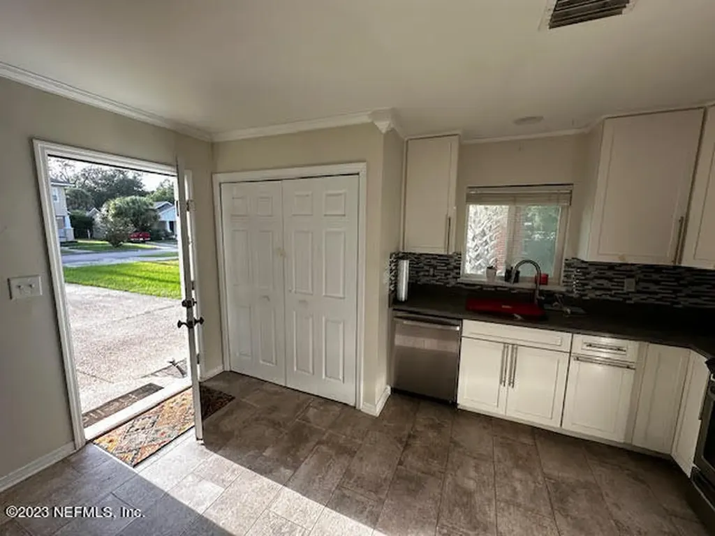 1711 Naldo Avenue Jacksonville FL 32207
