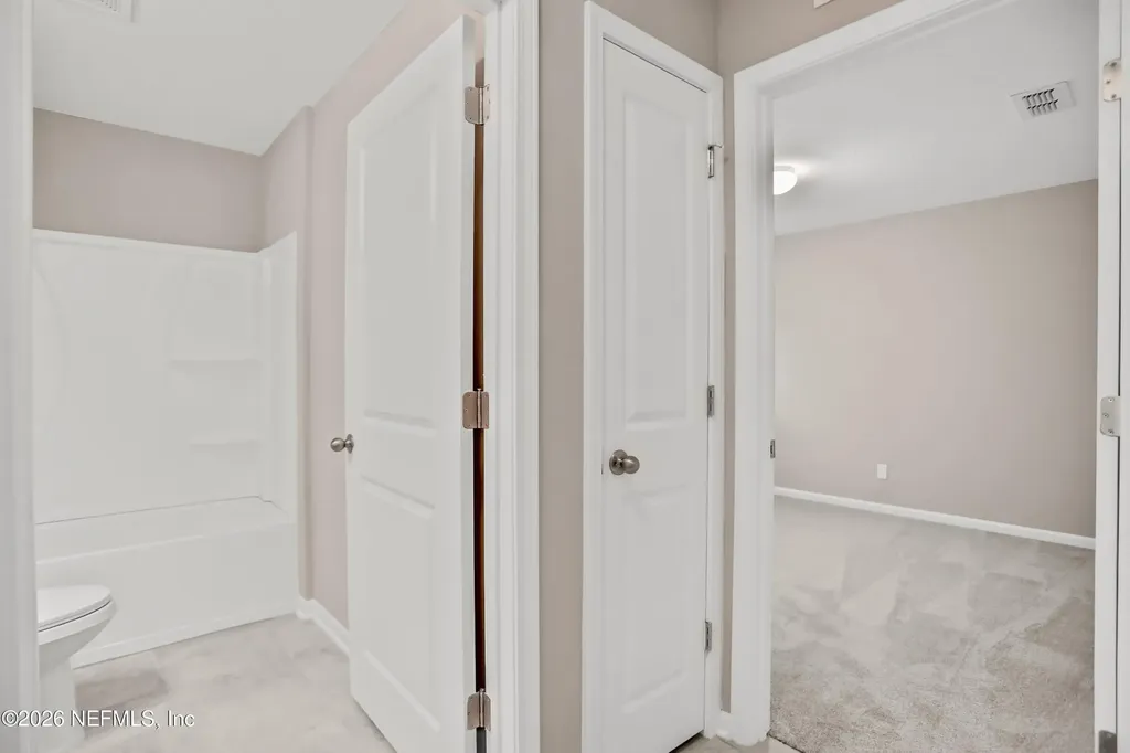 2760 Laurel Falls Drive Green Cove Springs FL 32043