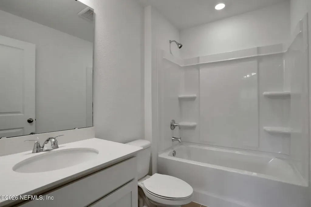 2764 Laurel Falls Drive Green Cove Springs FL 32043