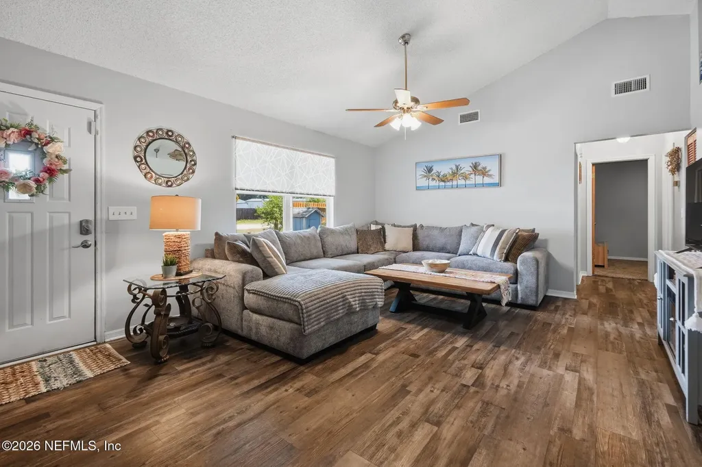 209 Scott Street Interlachen FL 32148