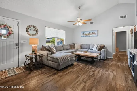 209 Scott Street Interlachen FL 32148
