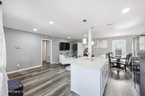 2959 Charme Drive Jacksonville FL 32277