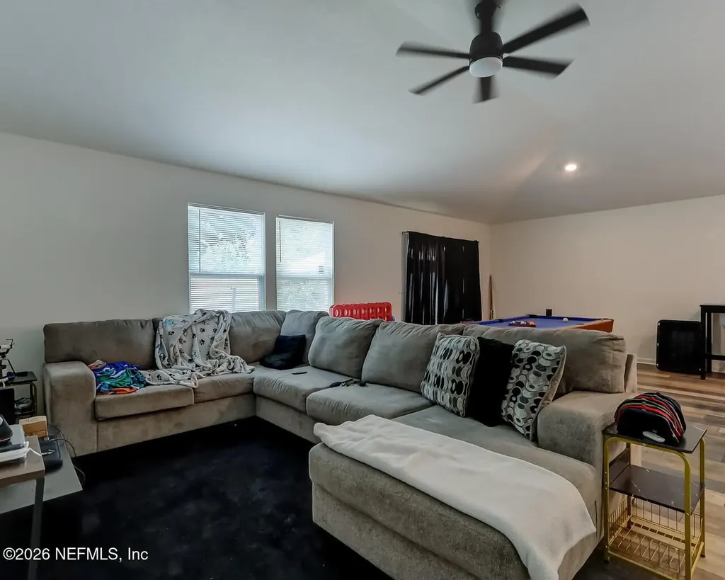 6387 Barrington Cove Lane Jacksonville FL 32218