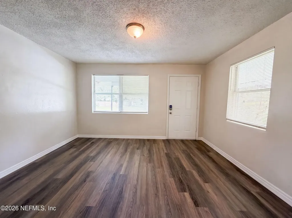 3740 Ballejo Court W Jacksonville FL 32210