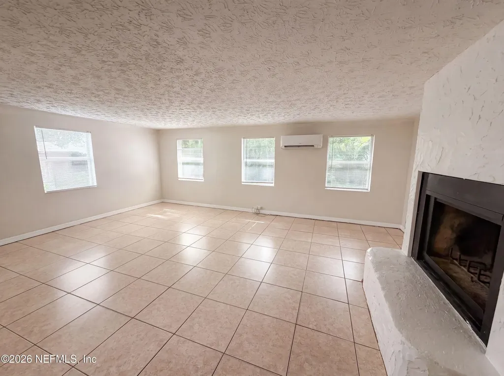 3740 Ballejo Court W Jacksonville FL 32210