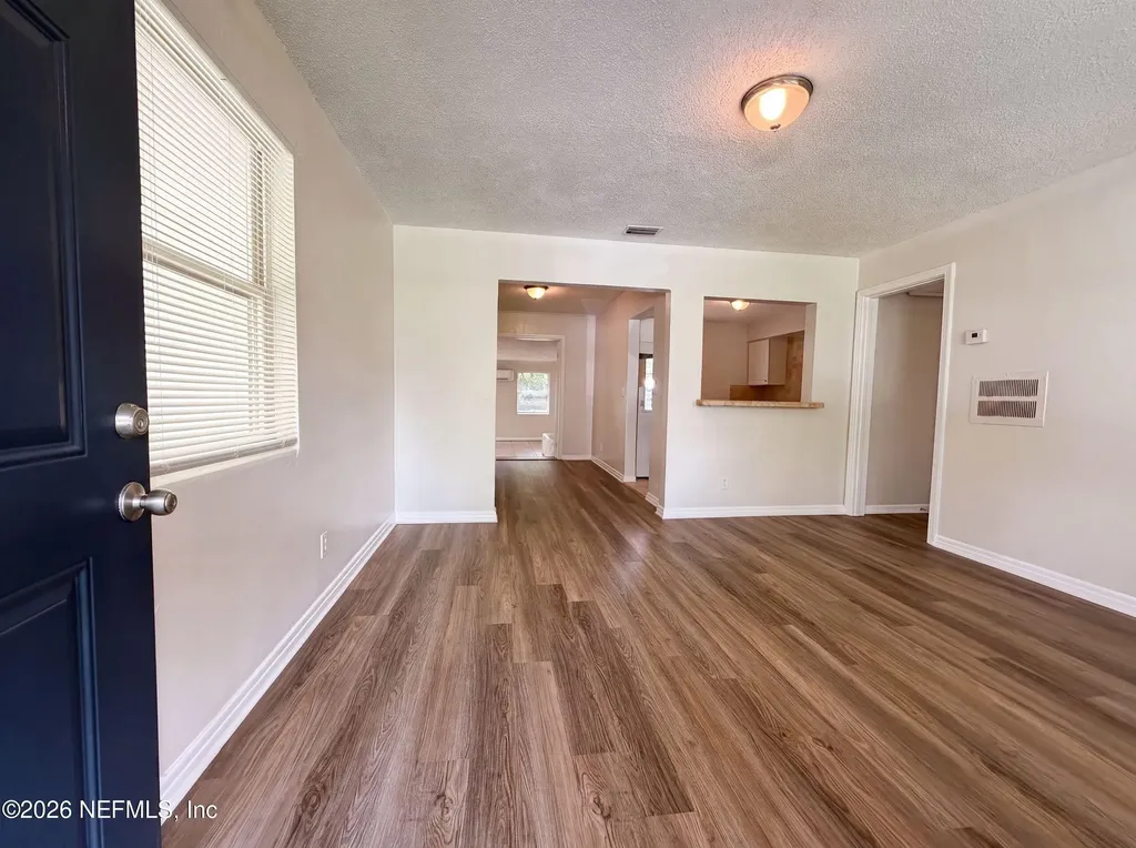 3740 Ballejo Court W Jacksonville FL 32210