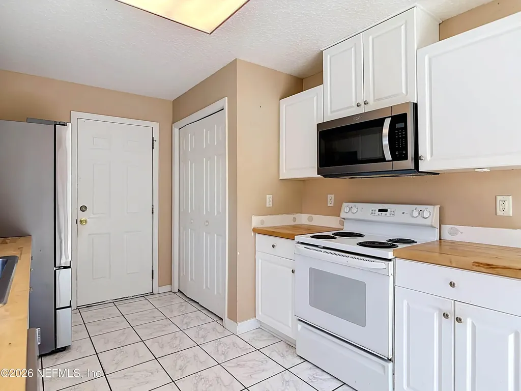 121 Whippoorwill Drive Palm Coast FL 32164